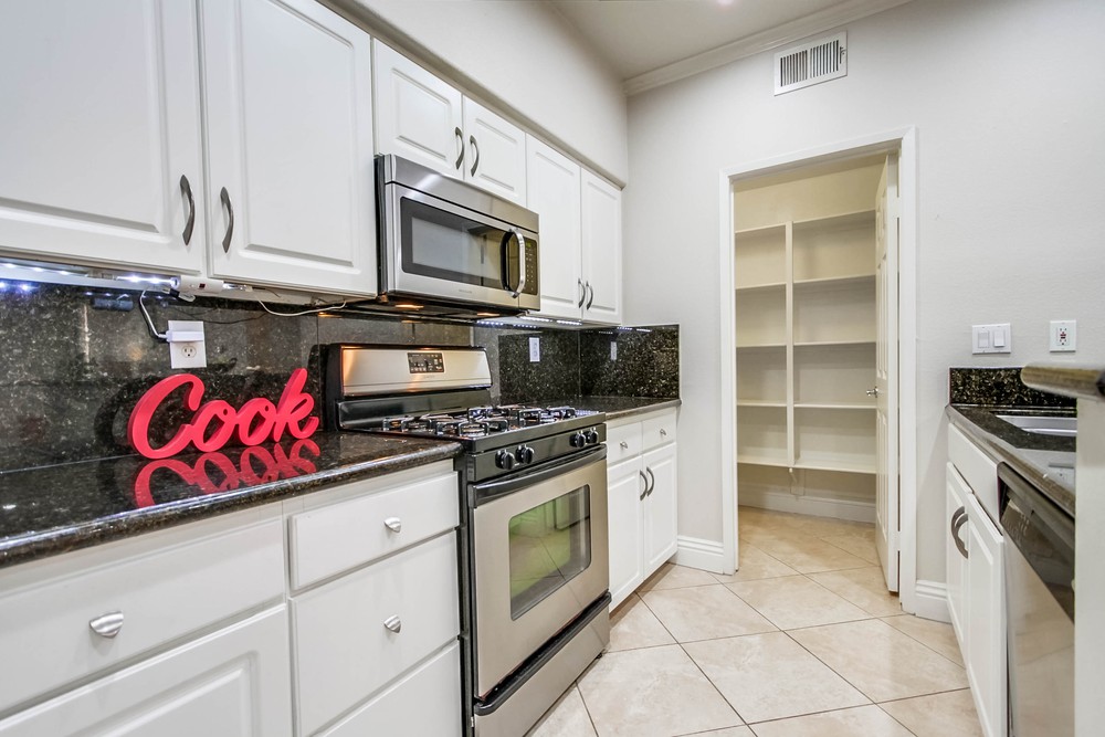Virtual tour photo 19 of 38 for 12368 Carmel Country Rd D206