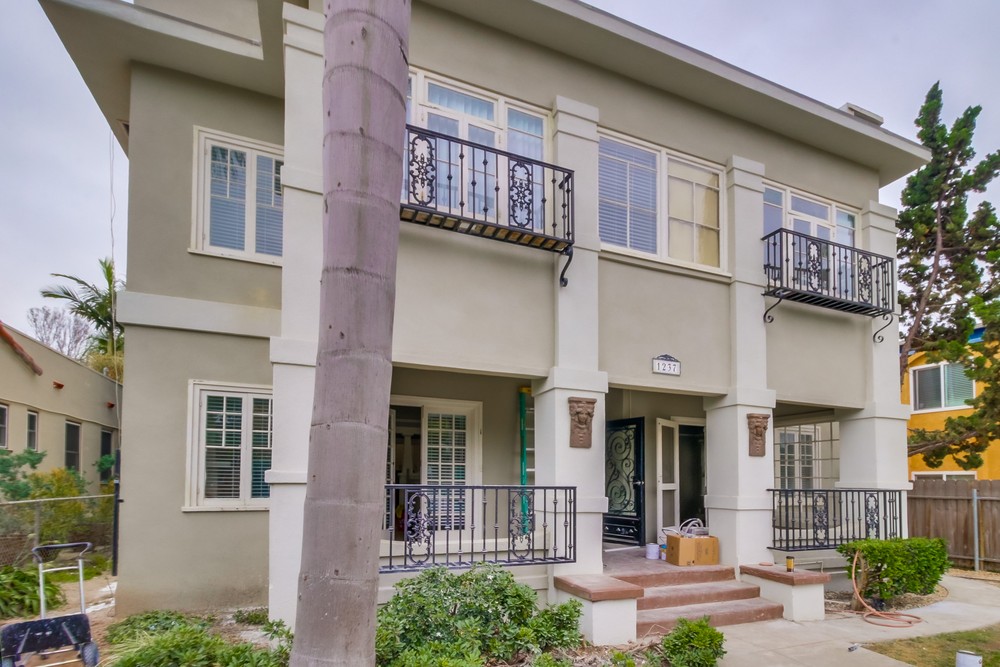 Virtual tour photo 3 of 33 for 1237 Pennsylvania Ave