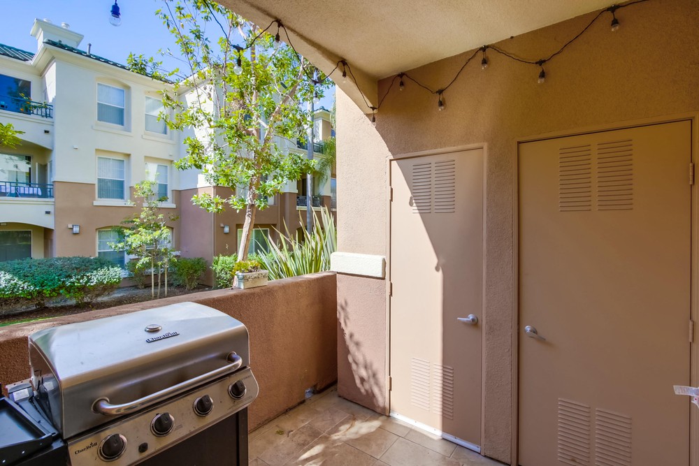 Virtual tour photo 13 of 33 for 12372 Carmel Country Rd UNIT 109