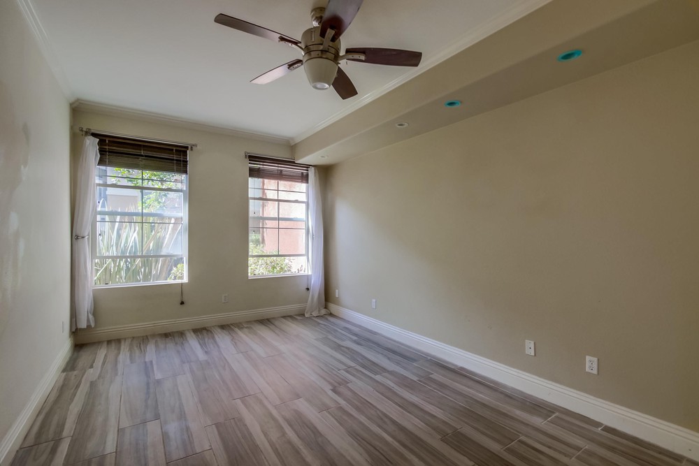 Virtual tour photo 15 of 33 for 12372 Carmel Country Rd UNIT 109