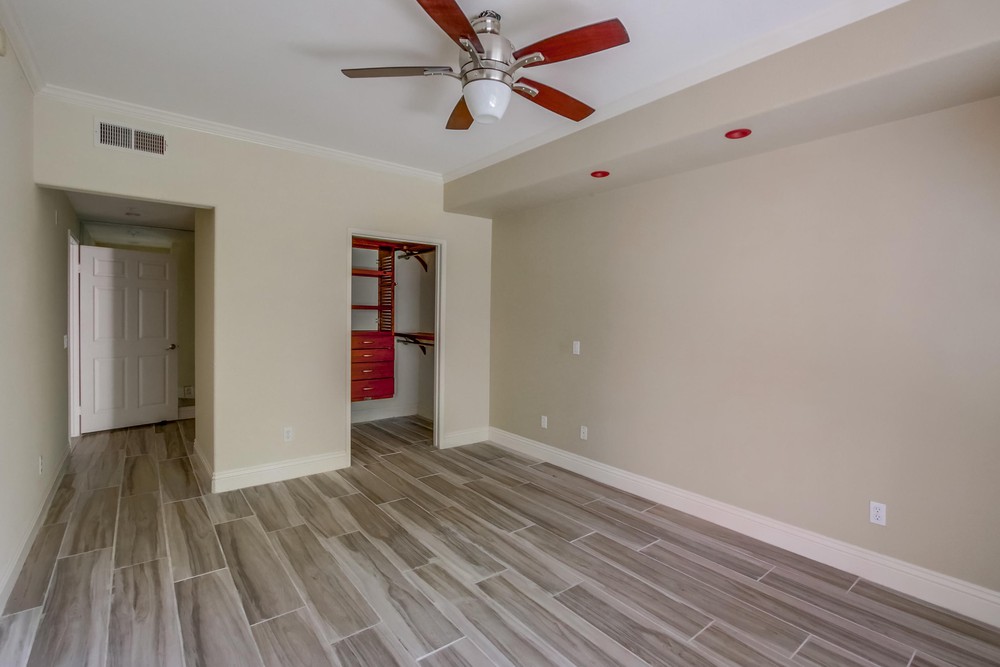 Virtual tour photo 24 of 33 for 12372 Carmel Country Rd UNIT 109