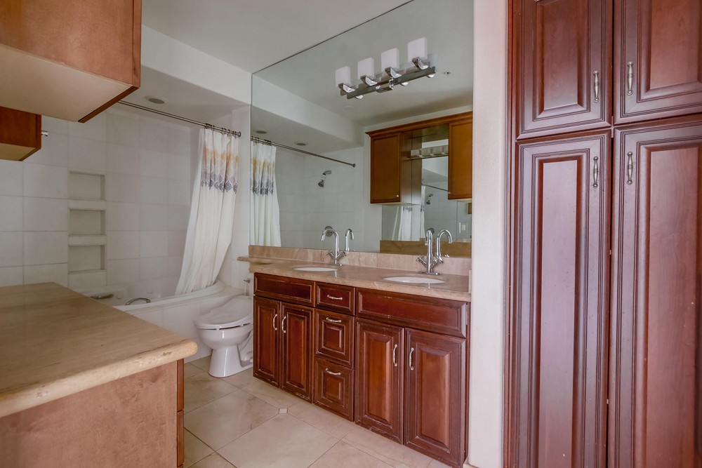 Virtual tour photo 25 of 33 for 12372 Carmel Country Rd UNIT 109