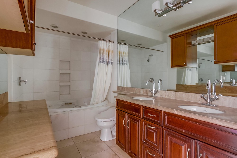 Virtual tour photo 26 of 33 for 12372 Carmel Country Rd UNIT 109