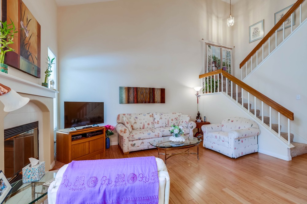 Virtual tour photo 7 of 27 for 12376 Creekview Dr