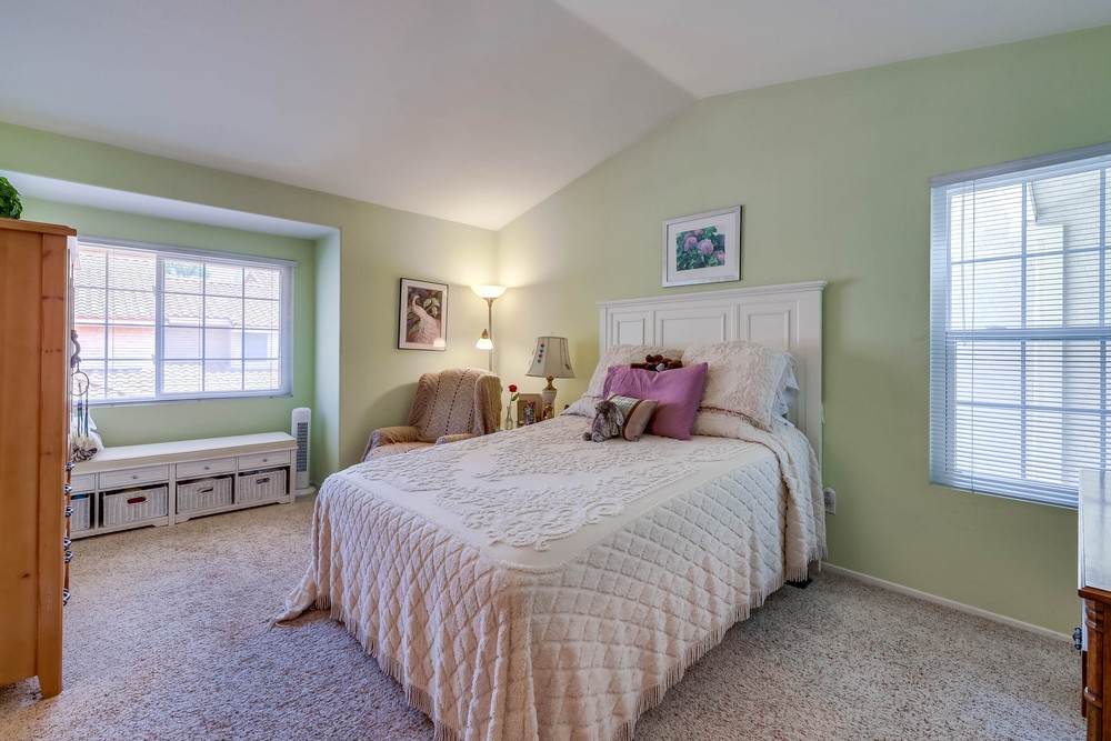 Virtual tour photo 15 of 27 for 12376 Creekview Dr