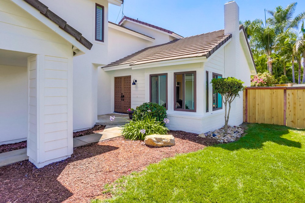Virtual tour photo 5 of 47 for 12384 Sardina Cove