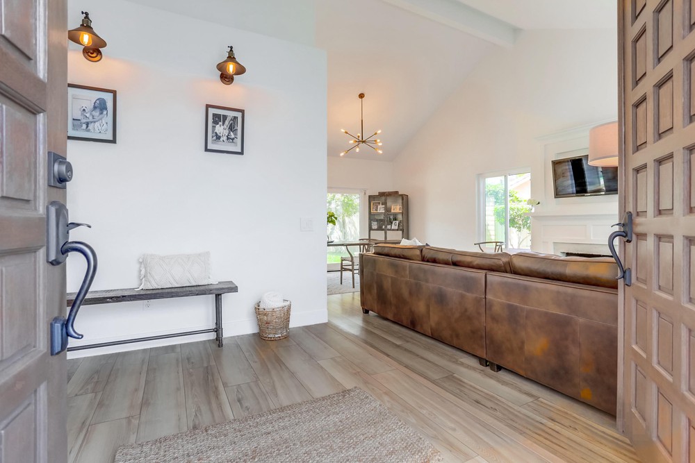 Virtual tour photo 6 of 47 for 12384 Sardina Cove