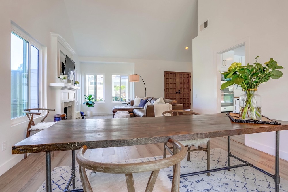 Virtual tour photo 13 of 47 for 12384 Sardina Cove