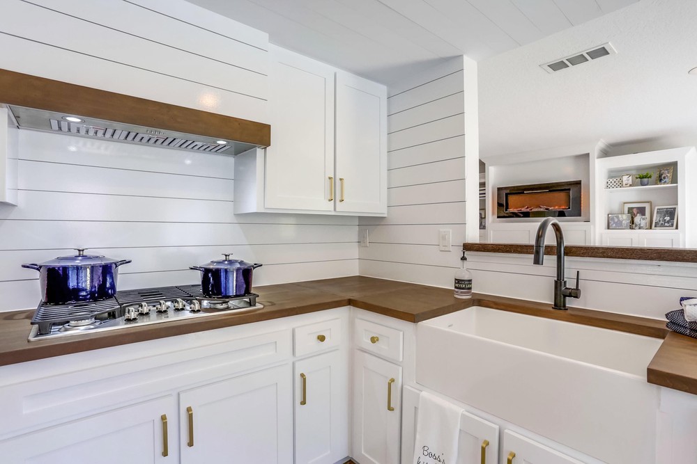 Virtual tour photo 23 of 47 for 12384 Sardina Cove