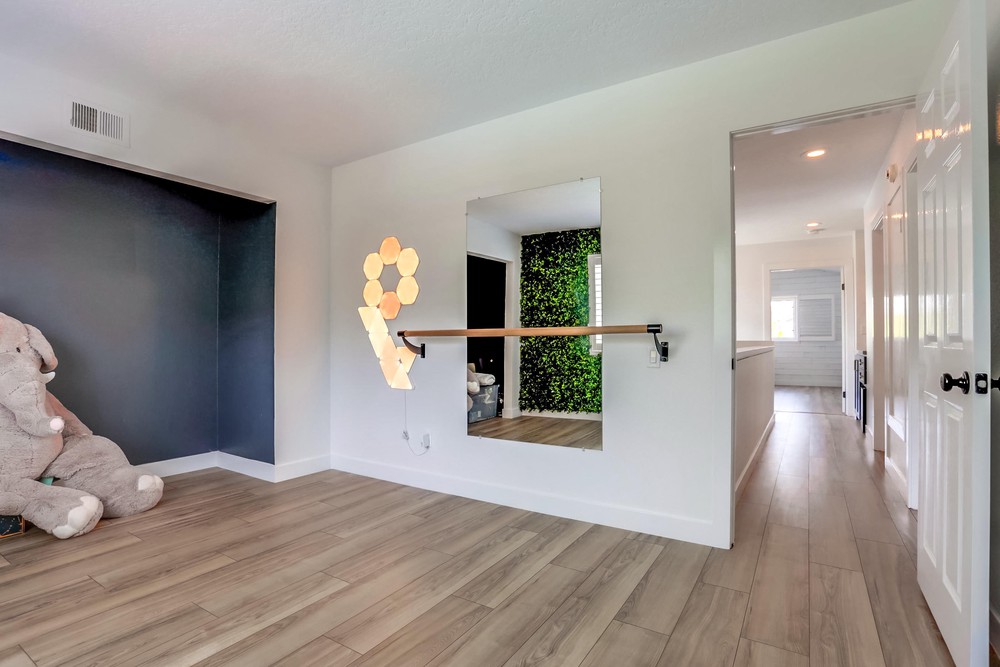 Virtual tour photo 40 of 47 for 12384 Sardina Cove