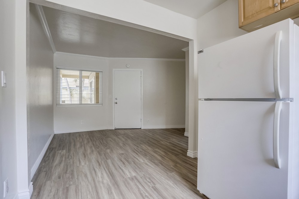 Virtual tour photo 17 of 25 for 1239 Hornblend St #3