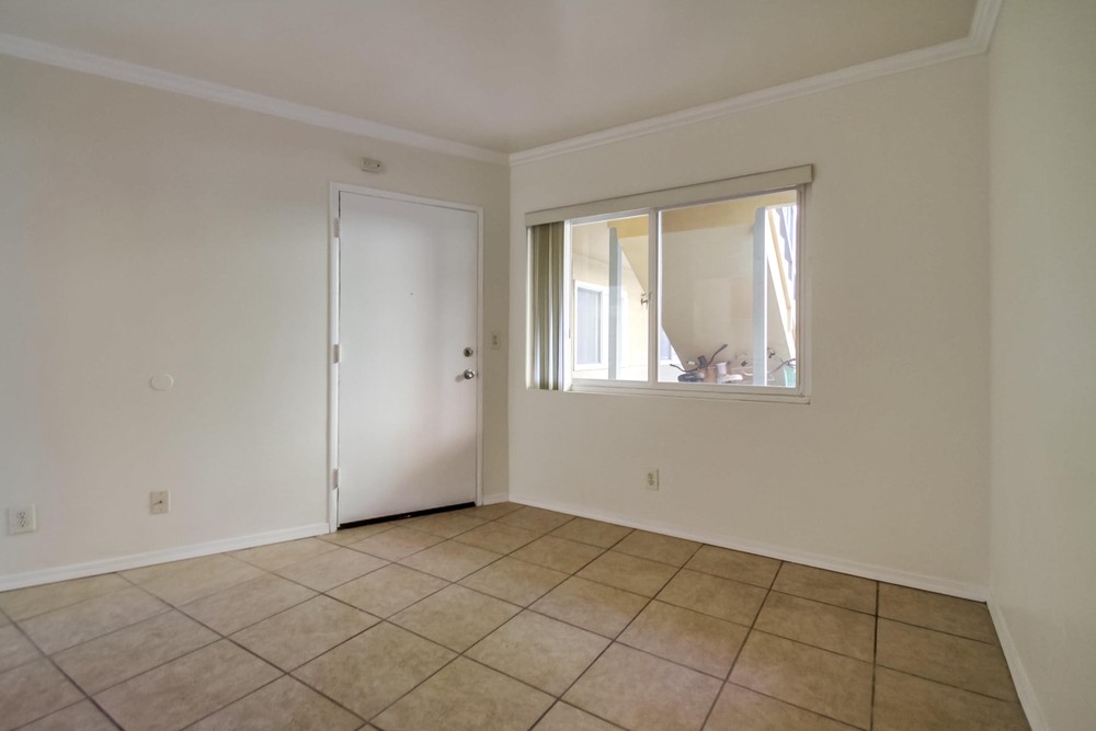 Virtual tour photo 11 of 19 for 1239 Hornblend St #5