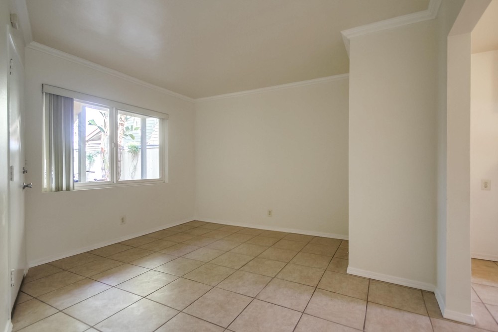 Virtual tour photo 12 of 19 for 1239 Hornblend St #5