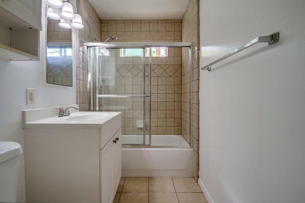 Virtual tour photo 18 of 19 for 1239 Hornblend St #5