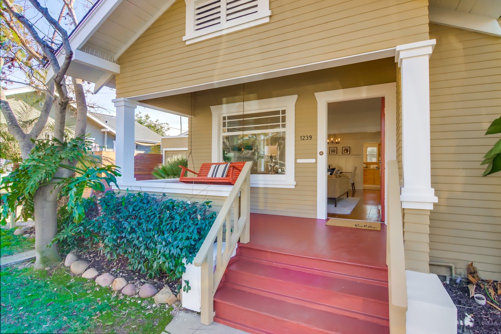 Virtual tour photo 6 of 64 for 1239 Monroe Ave