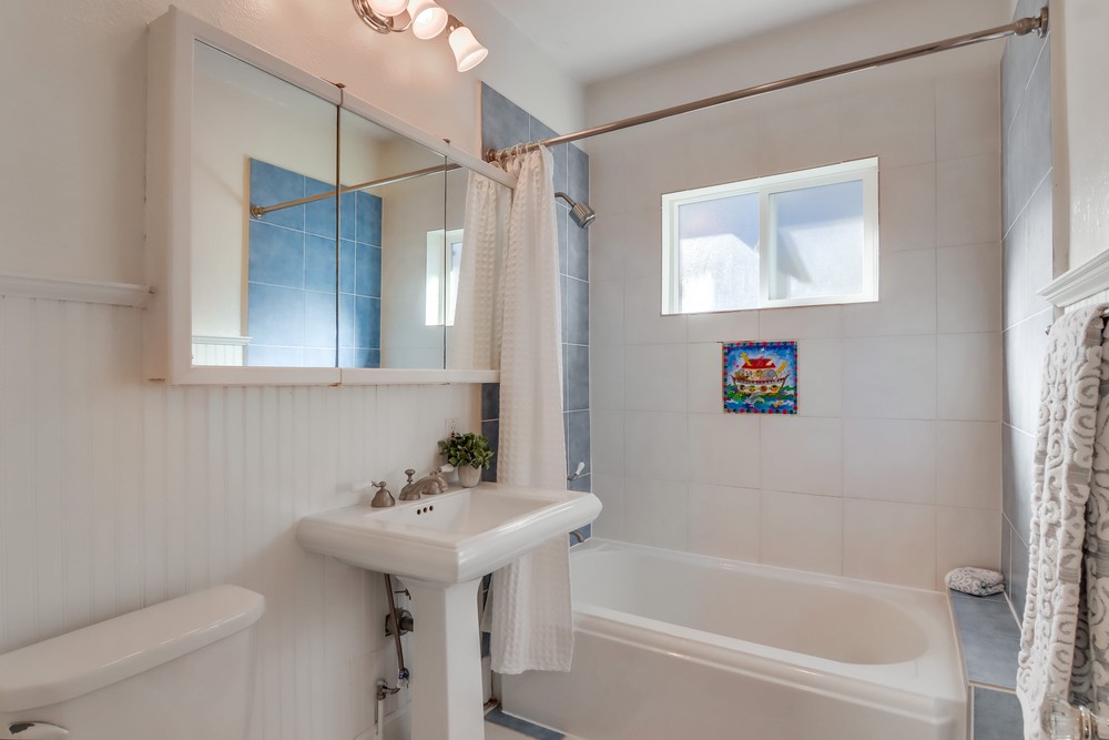 Virtual tour photo 41 of 64 for 1239 Monroe Ave