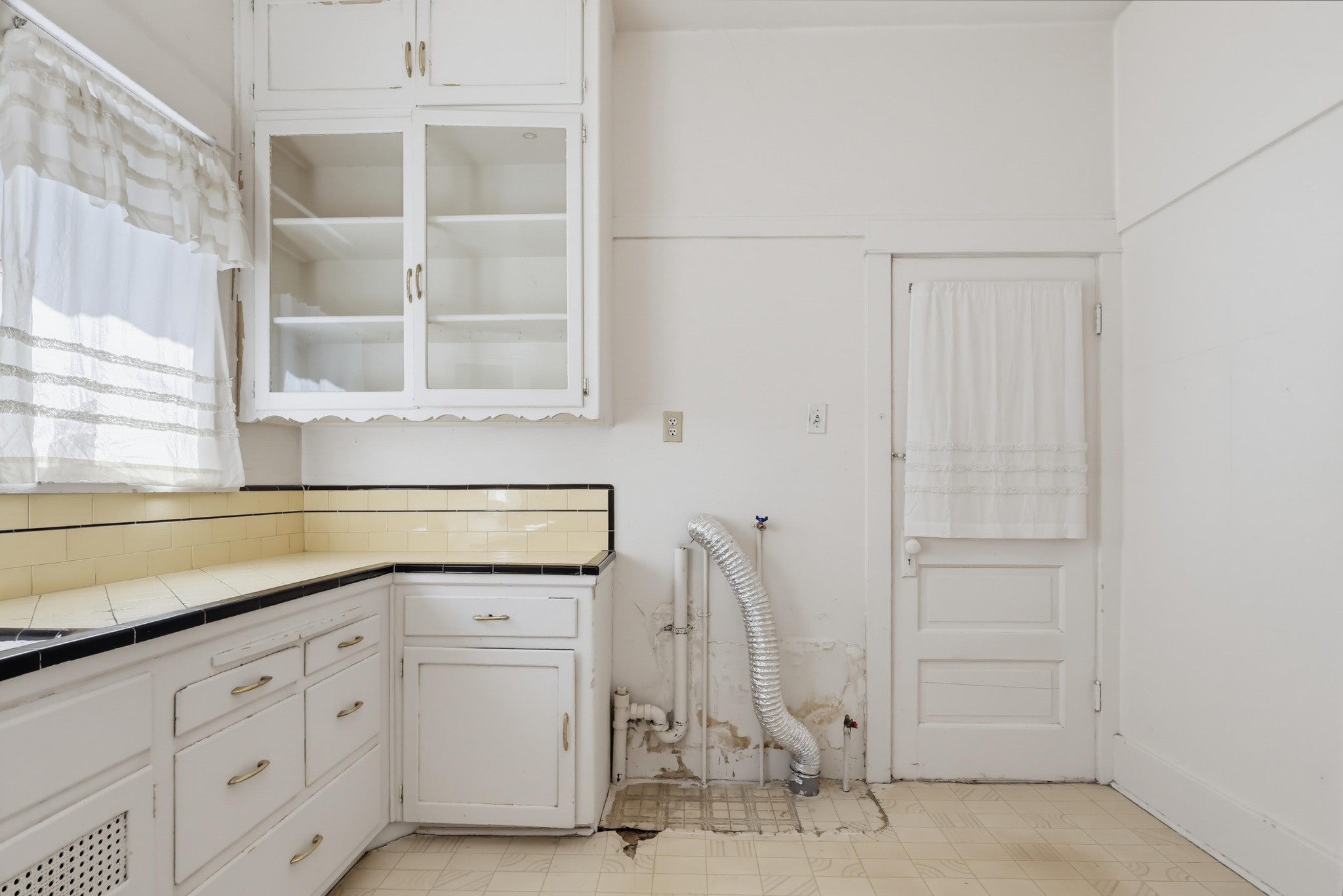 Virtual tour photo 27 of 61 for 124 W Ave 30