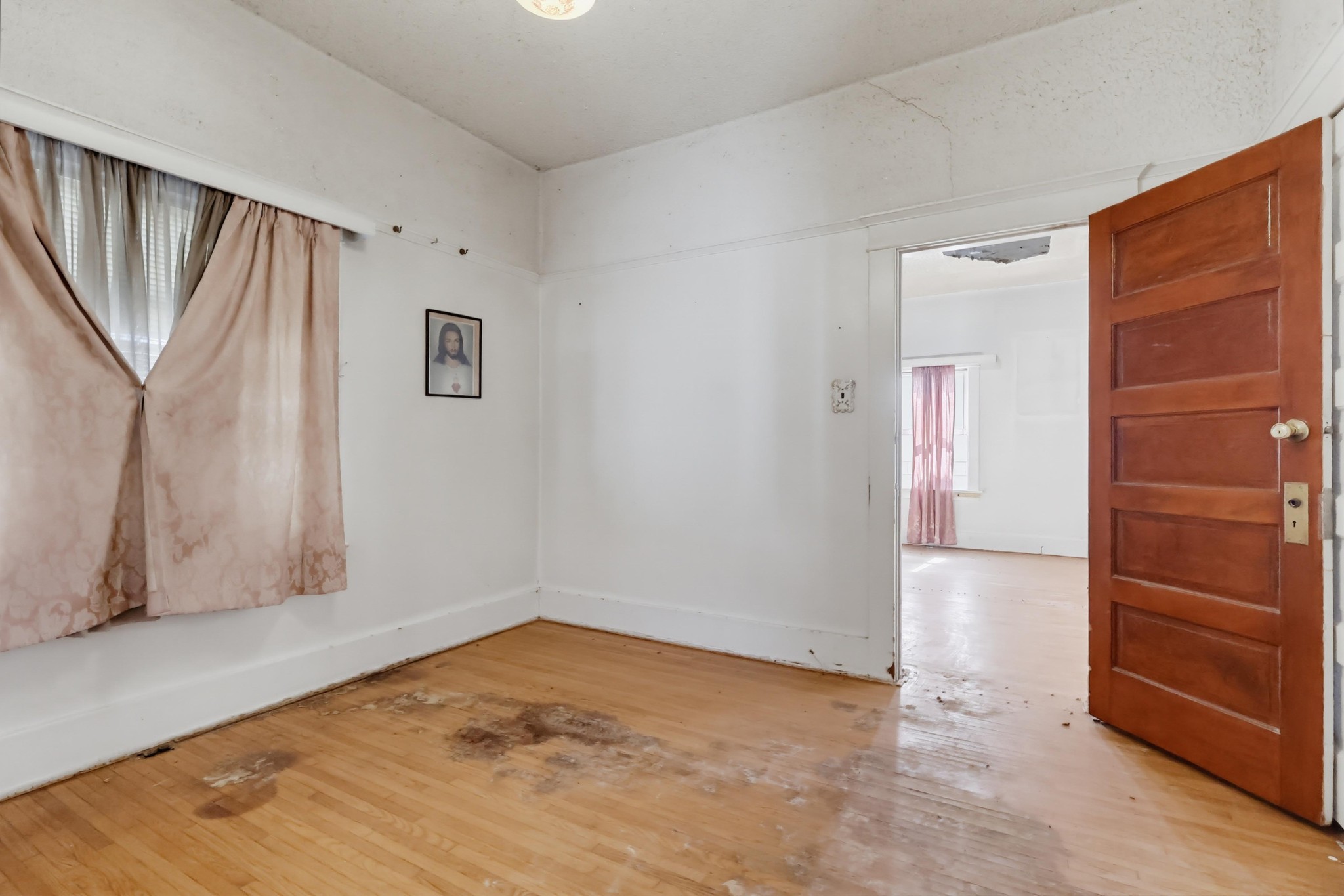 Virtual tour photo 29 of 61 for 124 W Ave 30