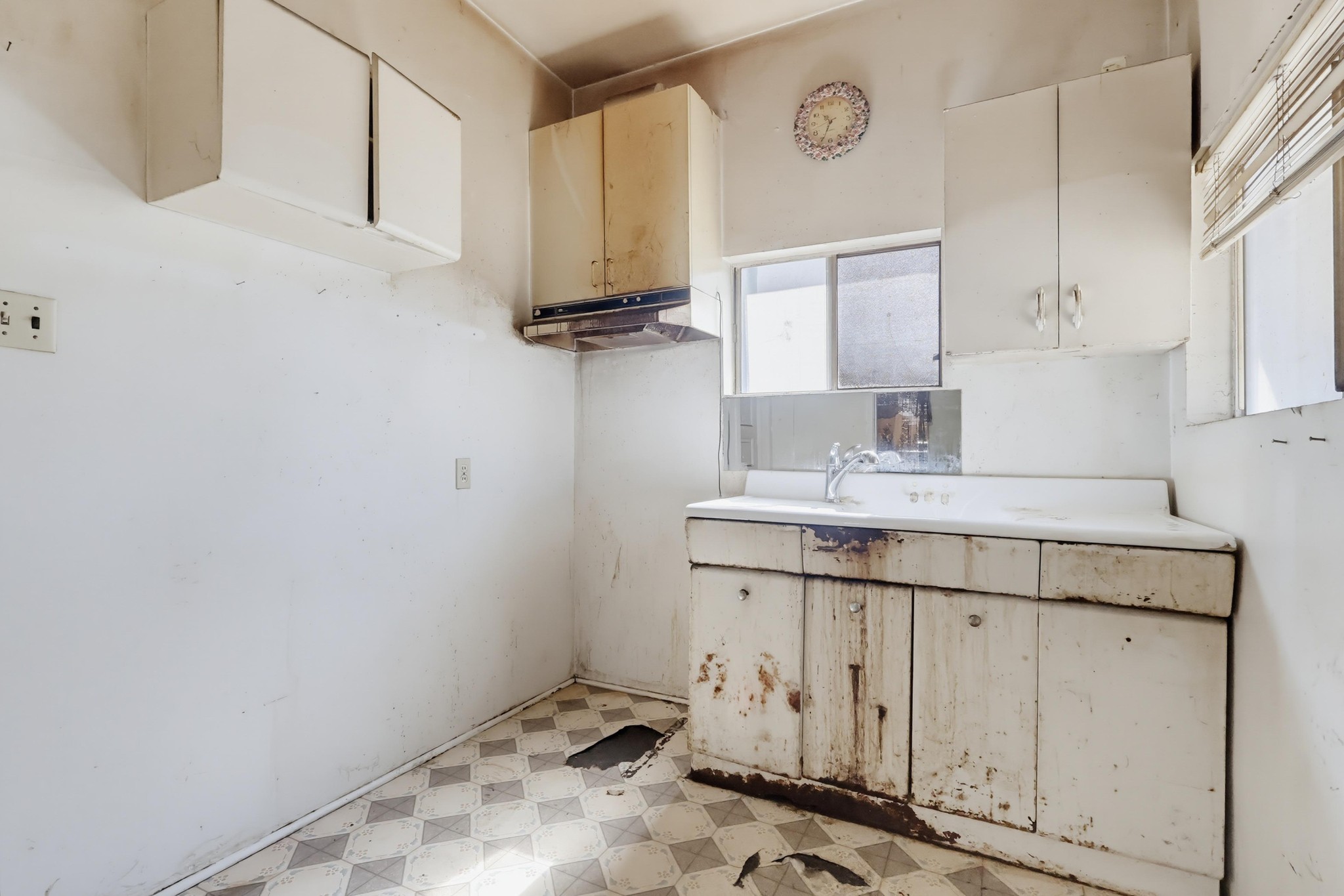 Virtual tour photo 40 of 61 for 124 W Ave 30