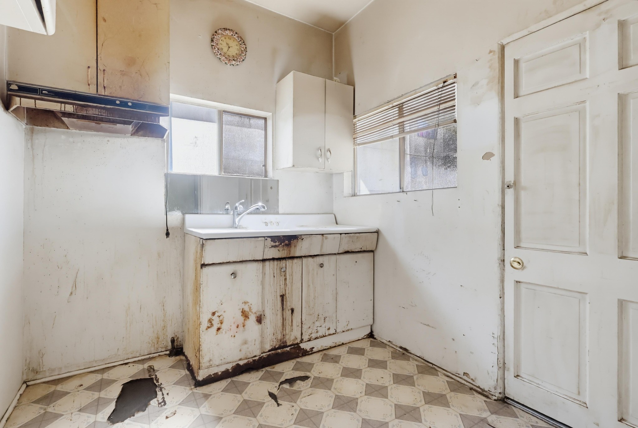 Virtual tour photo 41 of 61 for 124 W Ave 30