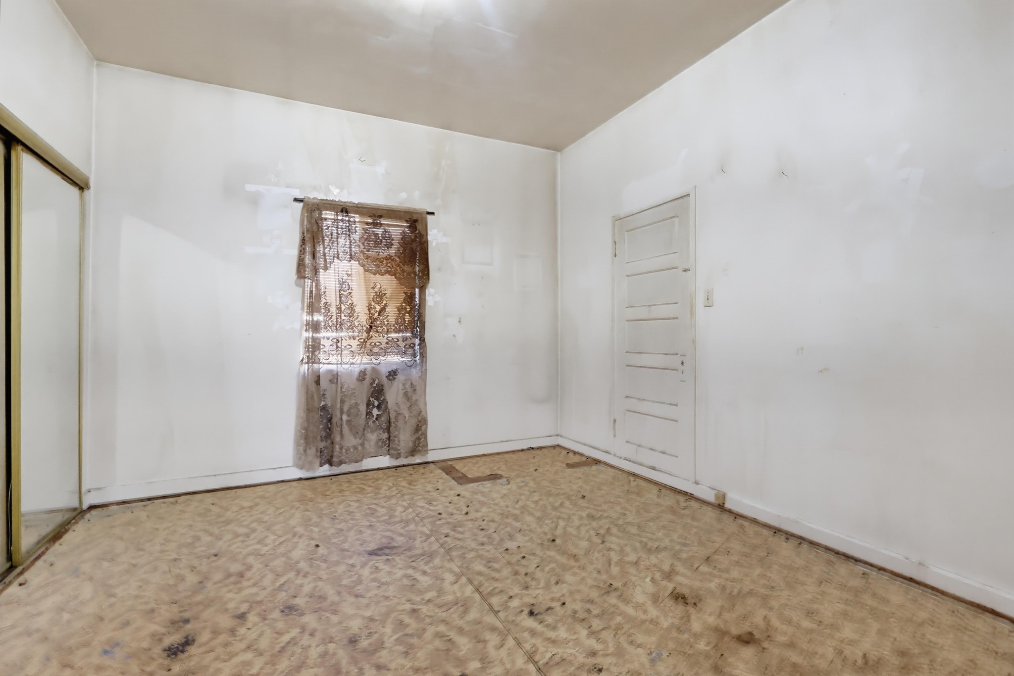 Virtual tour photo 43 of 61 for 124 W Ave 30