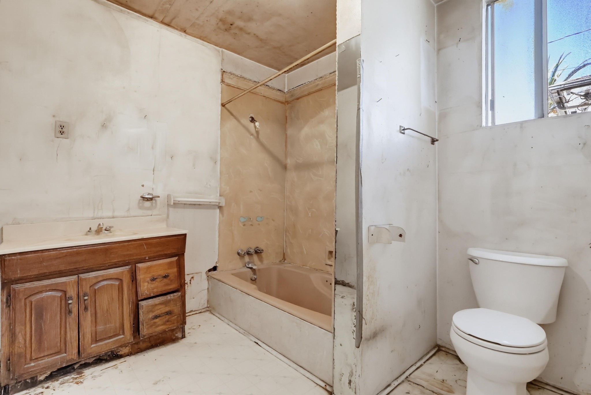 Virtual tour photo 47 of 61 for 124 W Ave 30