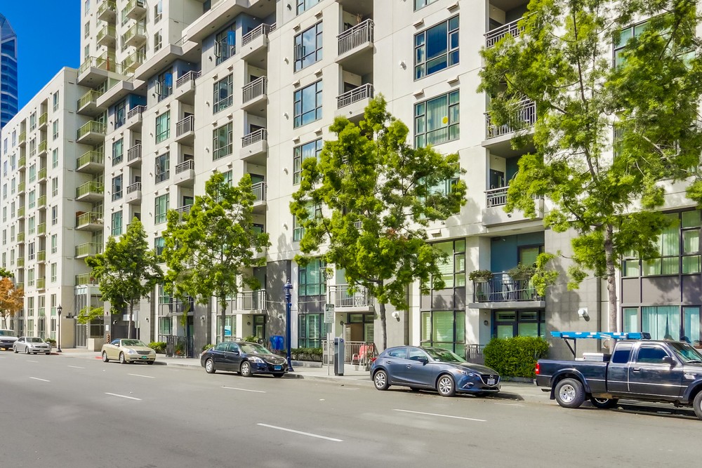 Virtual tour photo 4 of 45 for 1240 India St #1904