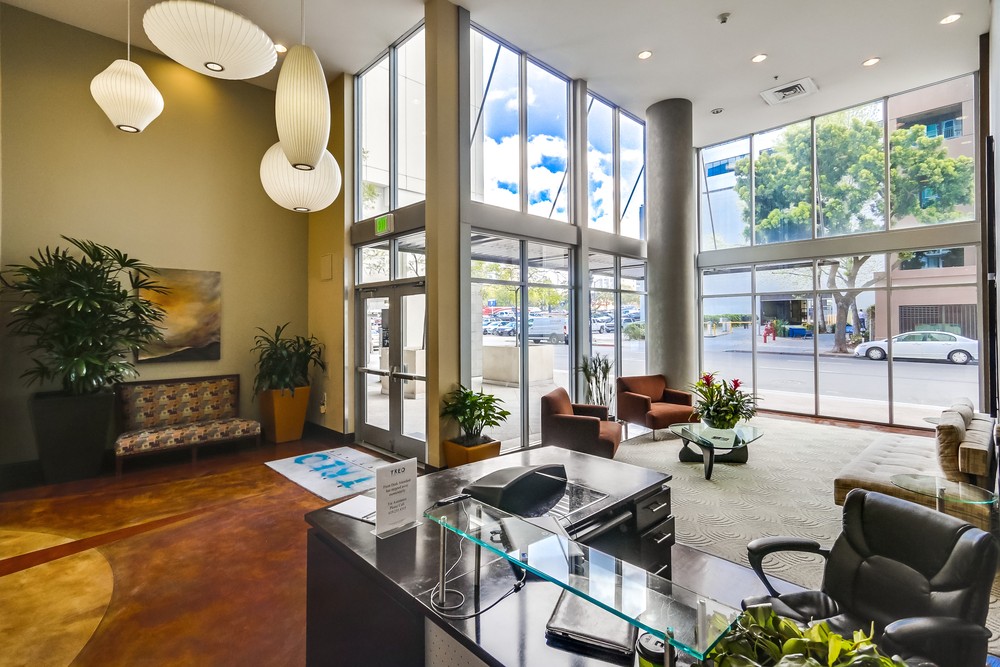 Virtual tour photo 8 of 45 for 1240 India St #1904