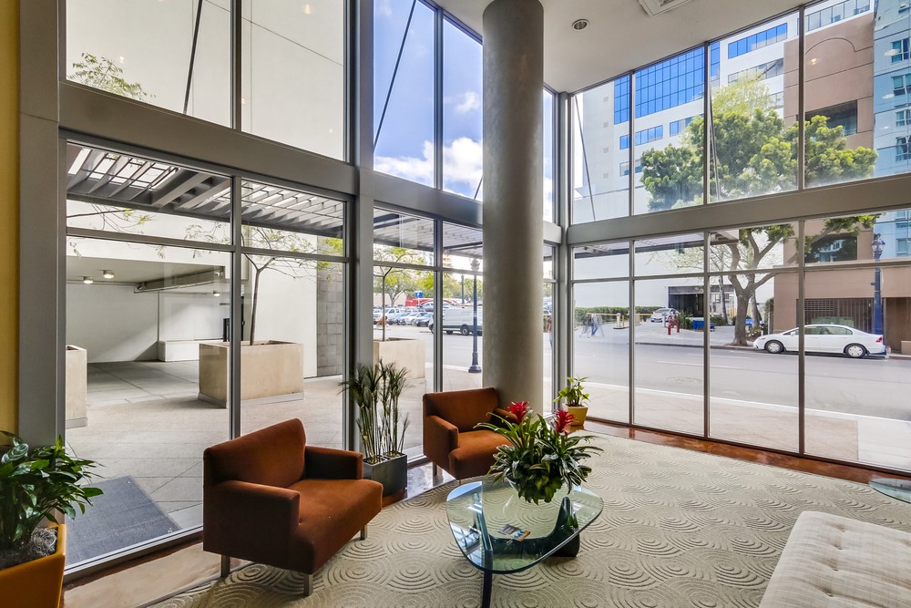 Virtual tour photo 9 of 45 for 1240 India St #1904