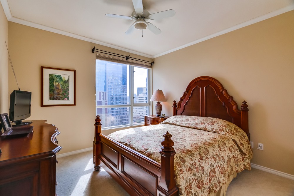 Virtual tour photo 31 of 45 for 1240 India St #1904