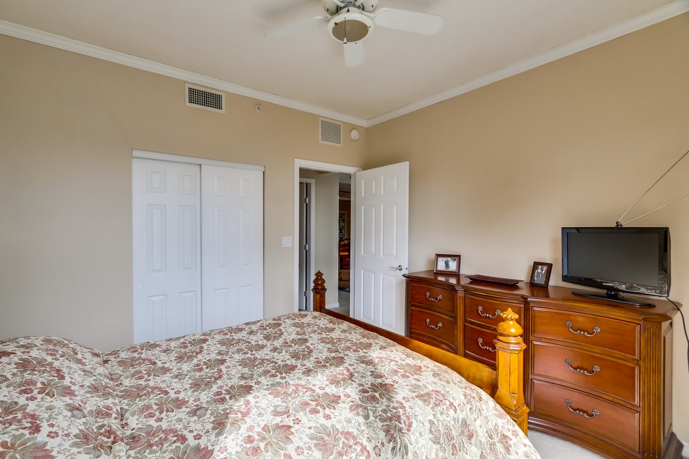 Virtual tour photo 34 of 45 for 1240 India St #1904