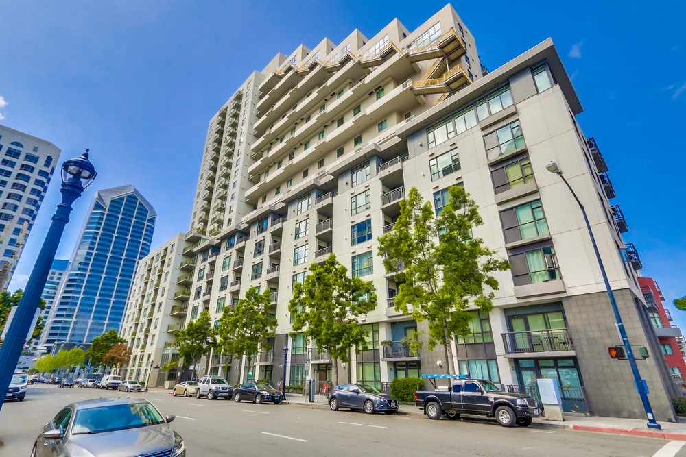 Virtual tour photo 44 of 45 for 1240 India St #1904