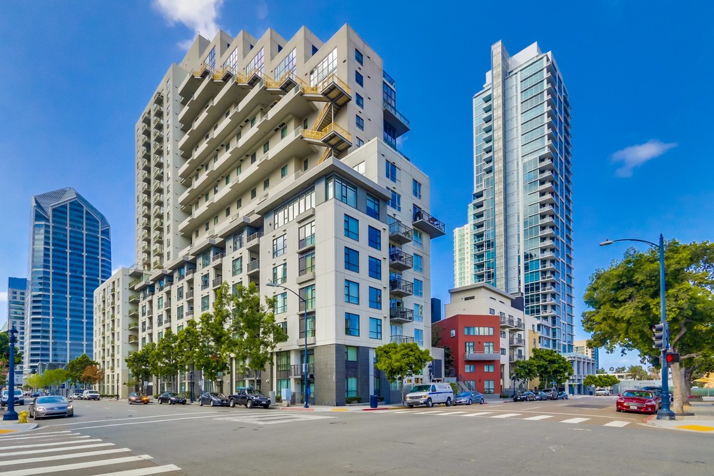 Virtual tour photo 1 of 45 for 1240 India St #1904