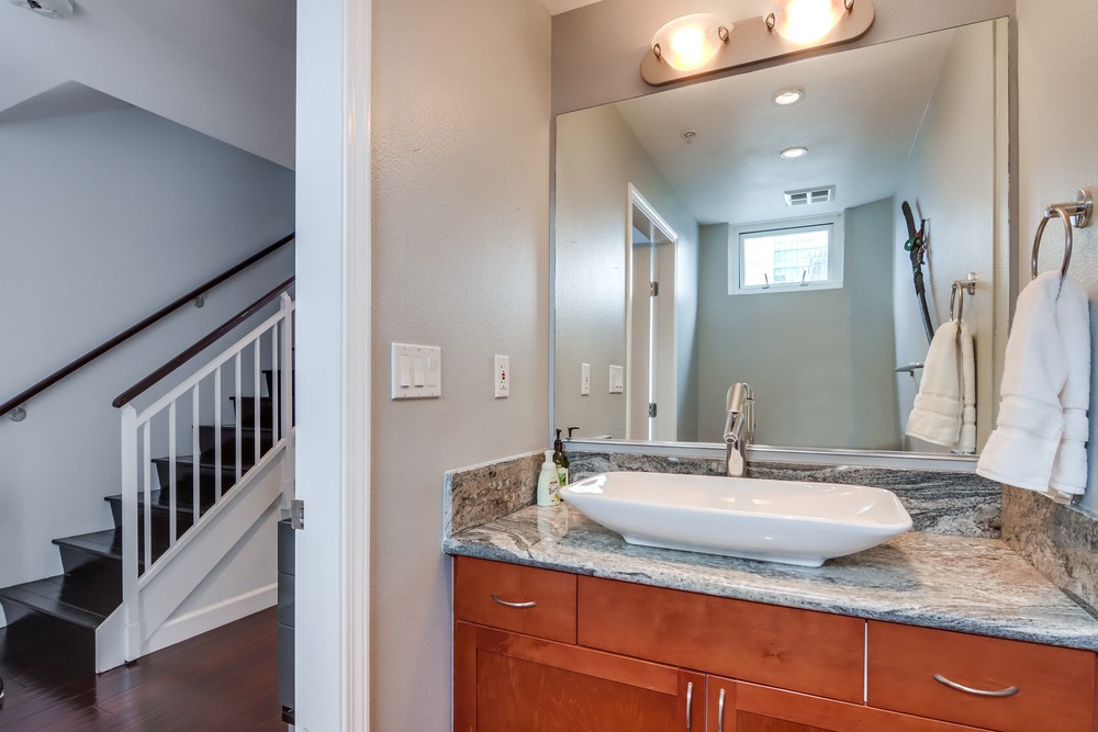Virtual tour photo 27 of 49 for 1240 India St