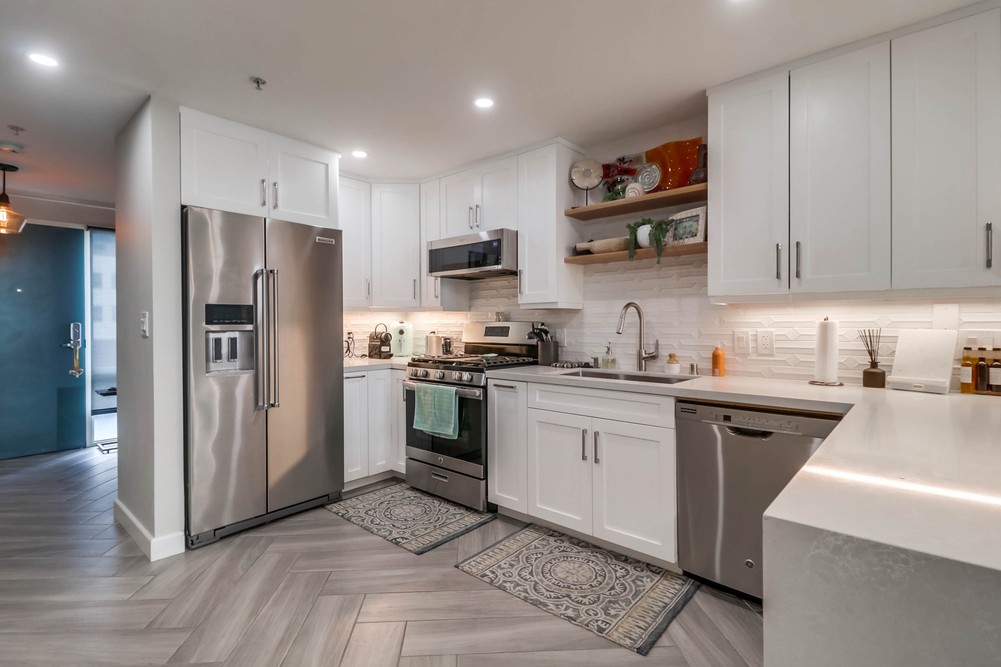 Virtual tour photo 10 of 41 for 1240 India St