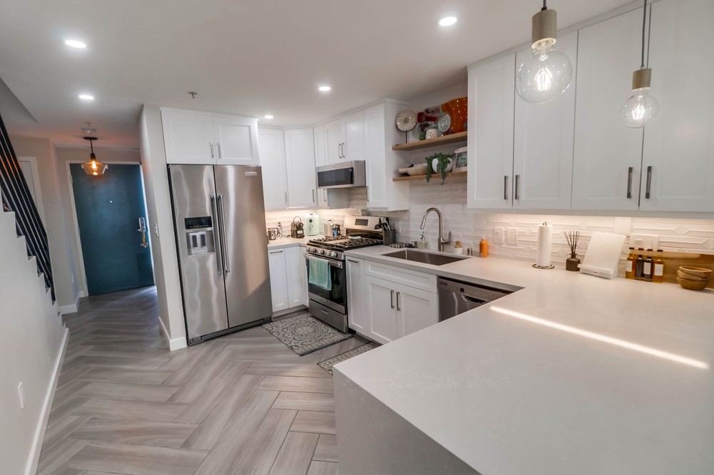 Virtual tour photo 12 of 41 for 1240 India St