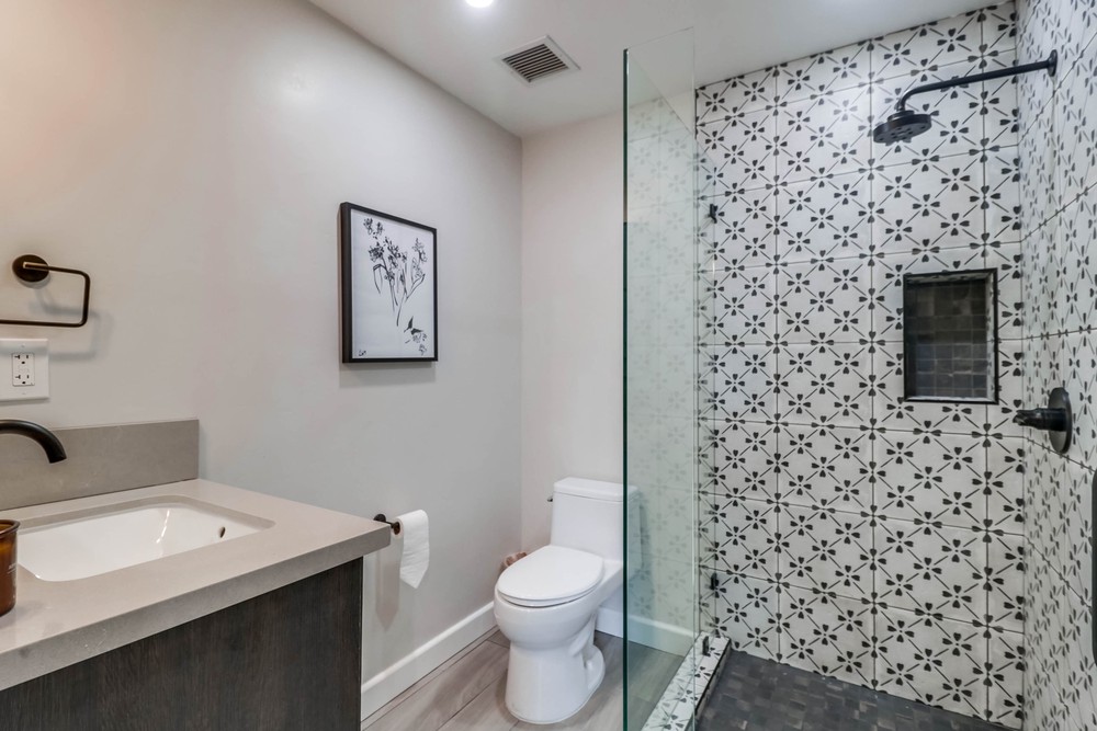 Virtual tour photo 25 of 41 for 1240 India St