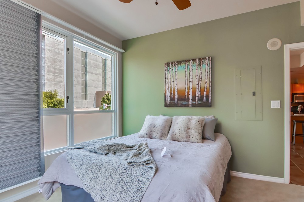 Virtual tour photo 21 of 41 for 1240 India St UNIT 317