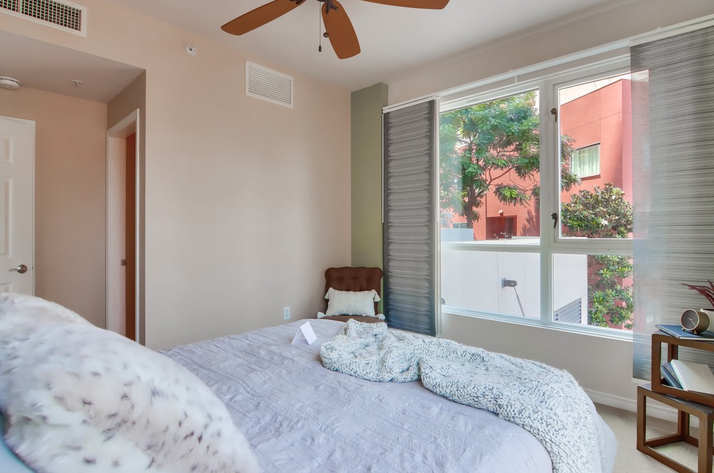 Virtual tour photo 23 of 41 for 1240 India St UNIT 317