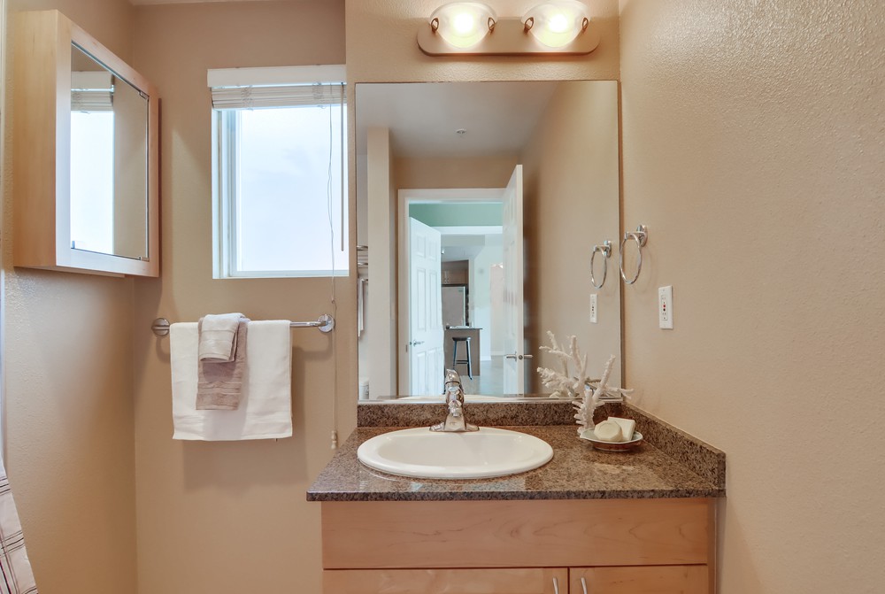 Virtual tour photo 25 of 41 for 1240 India St UNIT 317