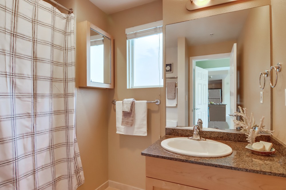 Virtual tour photo 26 of 41 for 1240 India St UNIT 317