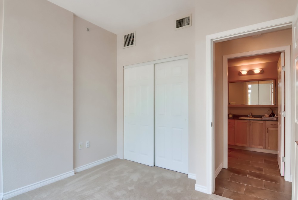 Virtual tour photo 30 of 41 for 1240 India St UNIT 317
