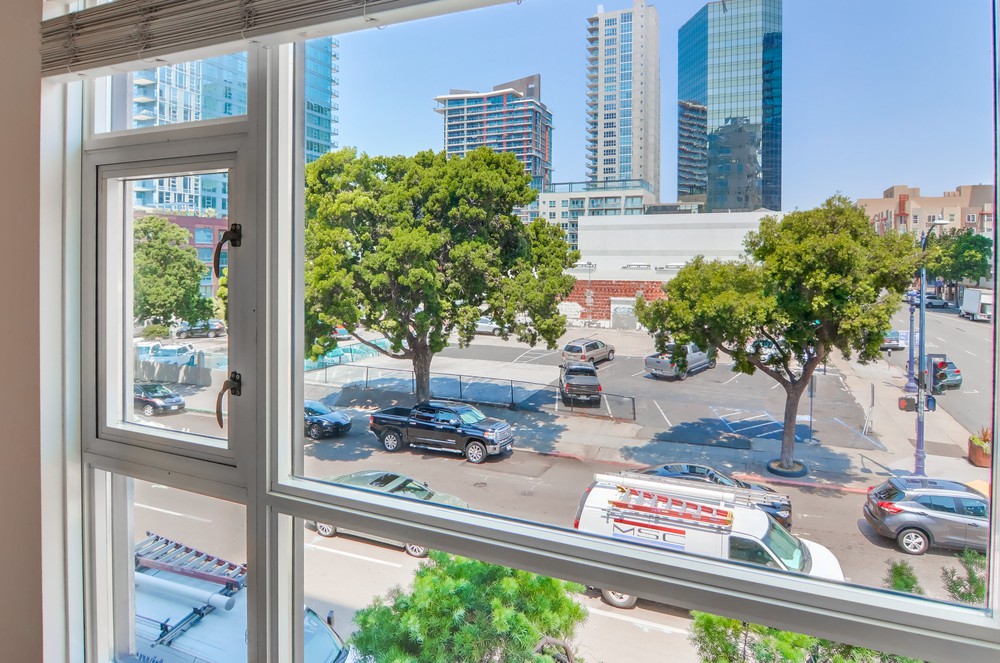 Virtual tour photo 32 of 41 for 1240 India St UNIT 317