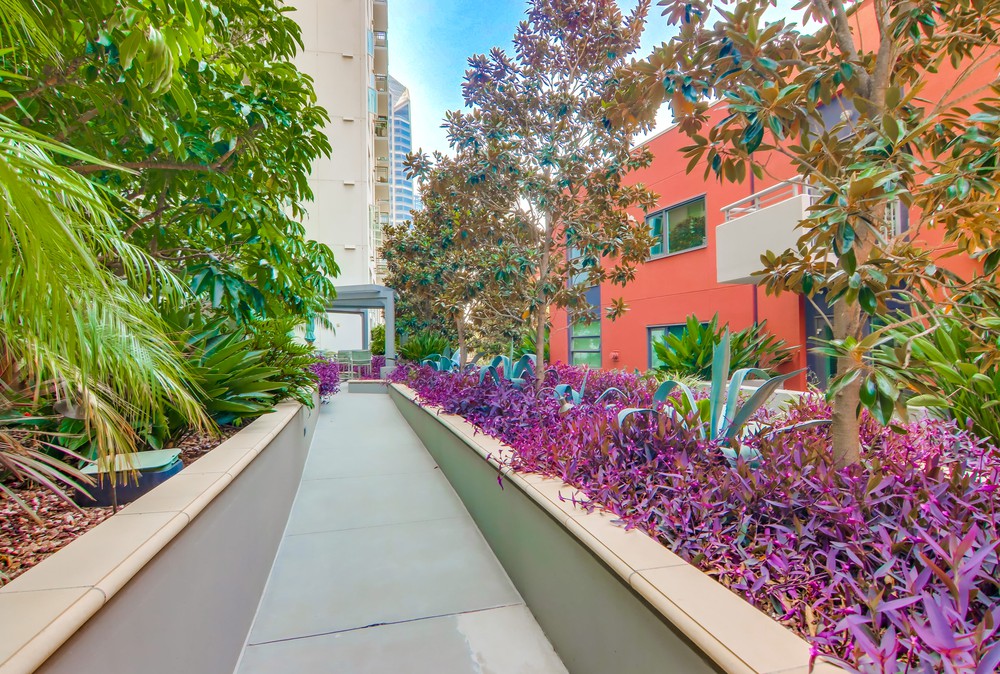 Virtual tour photo 40 of 41 for 1240 India St UNIT 317