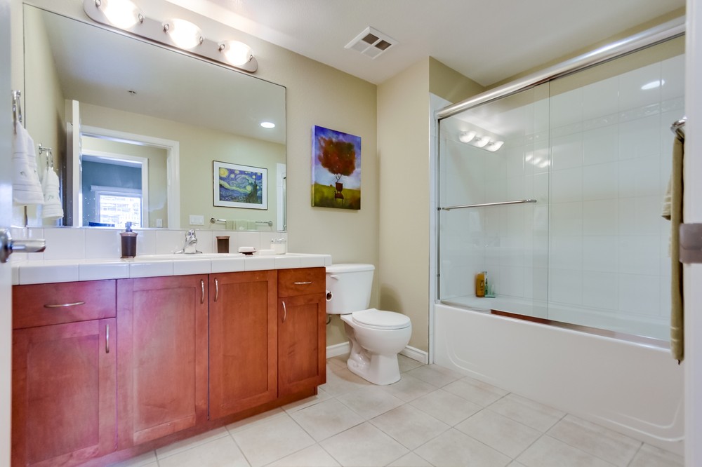 Virtual tour photo 11 of 34 for 1240 India Street #520