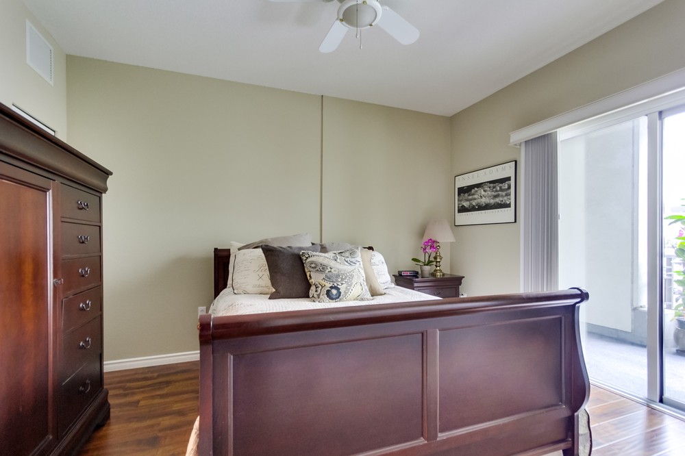 Virtual tour photo 13 of 34 for 1240 India Street #520