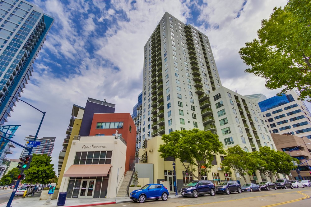 Virtual tour photo 33 of 34 for 1240 India Street #520