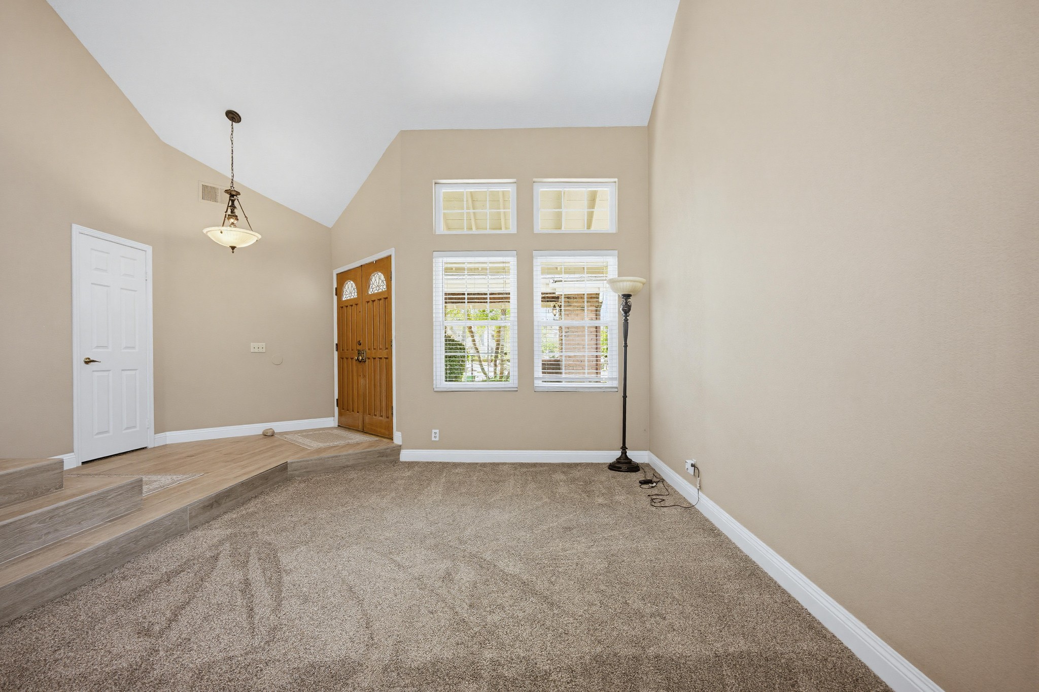 Virtual tour photo 13 of 60 for 1240 Jonah Dr