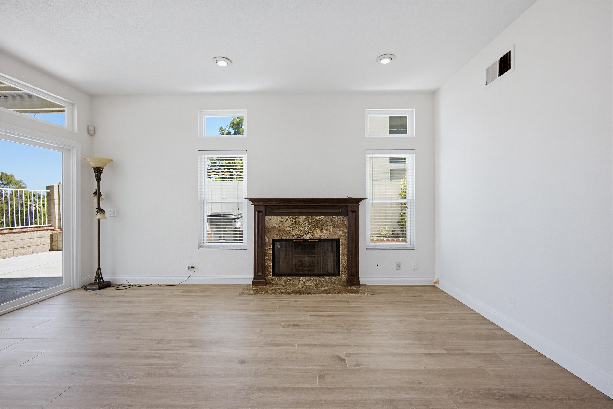 Virtual tour photo 23 of 60 for 1240 Jonah Dr