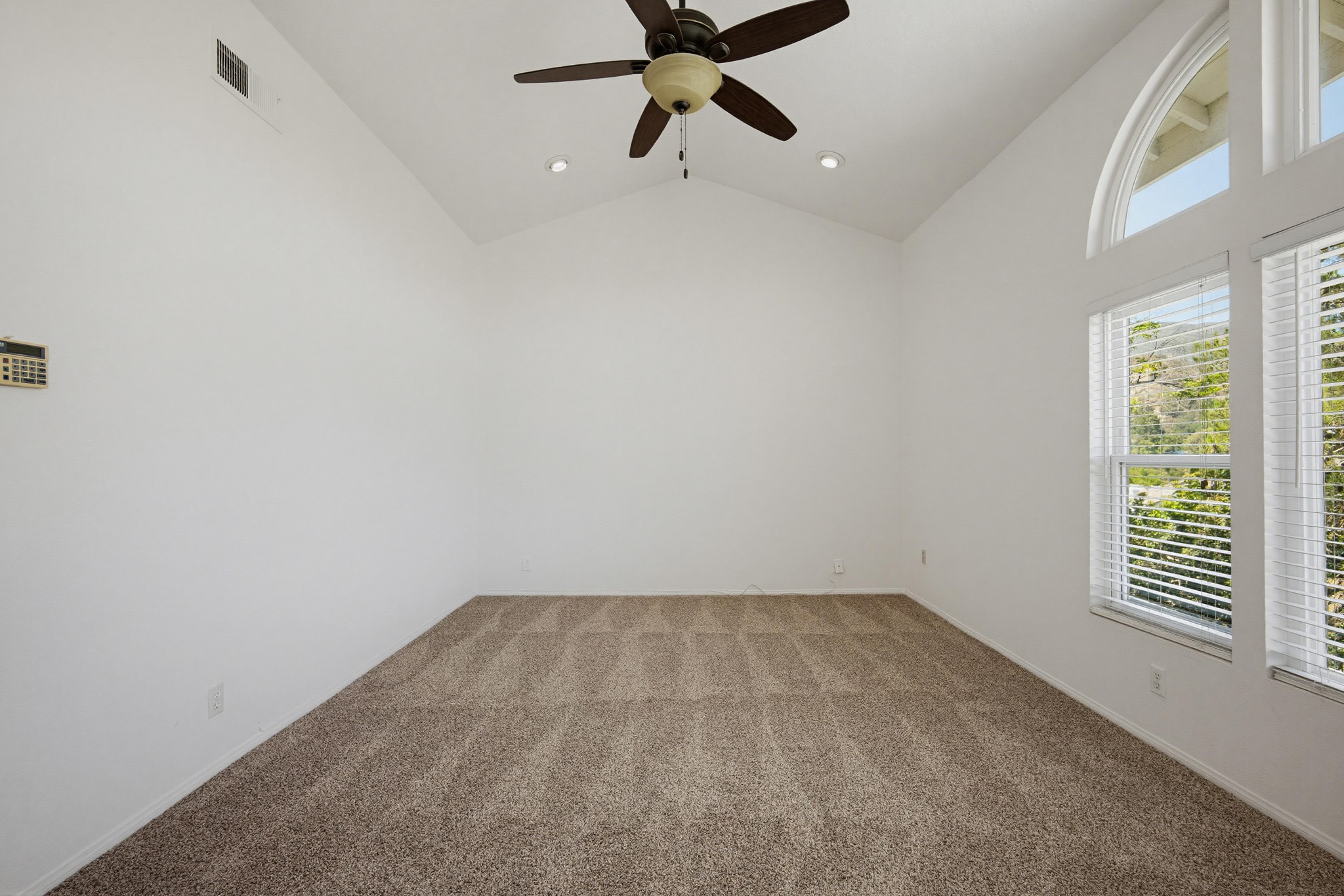 Virtual tour photo 38 of 60 for 1240 Jonah Dr